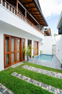 Villa Balcony Bliss