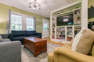 Ceilidh Cottage - Near Black Mountain & Walk to Montreat Hiking!