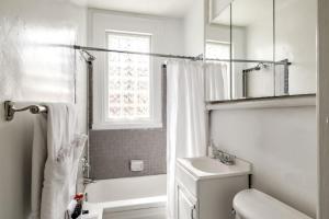 Calvert Cottage 1 - In the heart of Adams Morgan, Vintage Charm