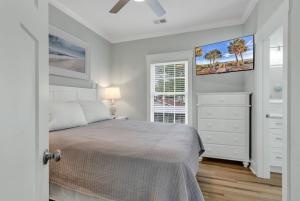 N80 - Ocean Lakes New Build, Steps to Beach and Balcony!