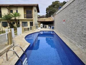 Casa em condomínio perto do centro de Bertioga