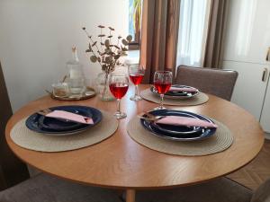 Apartments Częstochowa - Słoneczna Kamienica - Prywatny Parking free!