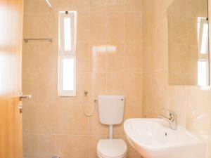 Akivillas Lagos Zircon