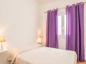 Akivillas Lagos Zircon