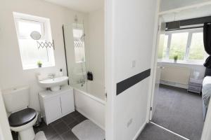 Contractors-Relocation-Free Parking-M5 Junction2