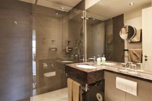 Large Double Room room in Steinenschanze Stadthotel