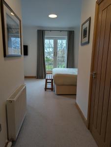 Royal Gardens Apartment 11