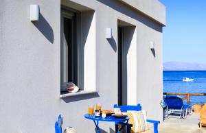 Mochlos Waterside