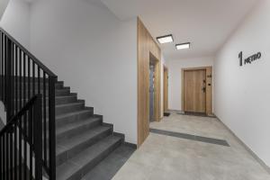 Pychowicka Prestigious Black&Cashmere by BookingHost