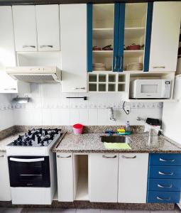 AP em frente à praia em Ubatuba: Perequê Açu.