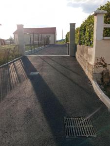 maison de campagne avec terrasse et vue dégagée
