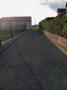 maison de campagne avec terrasse et vue dégagée