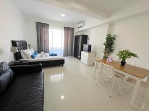 SERENARA SUITES- best location