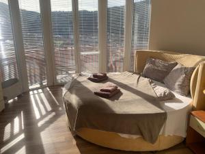 Rooftop apartment with stunning view