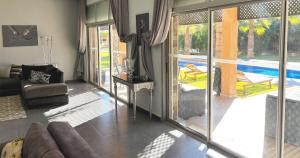 Maison dHotes Oasis Marrakech Route dOuarzazate