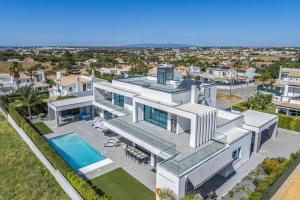 Villa Opala by Villa Plus