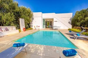 Villa La Puglietta by Villa Plus
