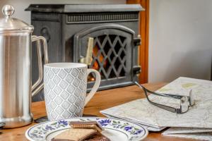 3 Bed in Knighton oc-b29329