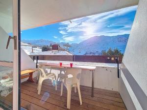 Studio rénové lumineux, skis aux pieds, balcon, 3 pers - FR-1-344-1007