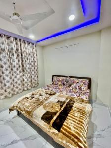 ZenRoofs - Homely 2 BHK Flat