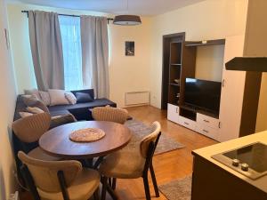 Apartman 5A 14