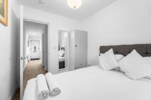 2 Bedroom house,BrownhillRd SE6