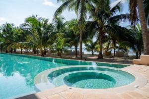 Beachfront Family Retreat - Peace & Comfort