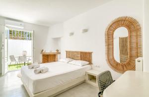 Casa Lina large central apartment, beach access