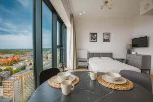 Luksusowy apartament z widokiem, basenem i sauną Hanza Tower