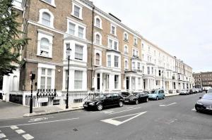 Modern Kensington Studio Near Earls Court Tube