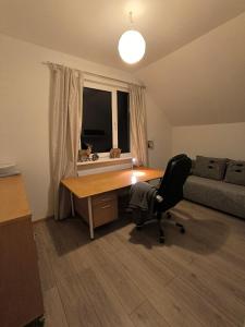 Comfy house by the lake in nature park