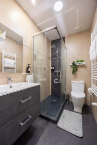 Yellow - Gran Vía Mostenses