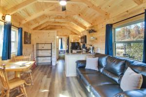 Sweet Thang Romantic Blue Ridge Mtns Getaway