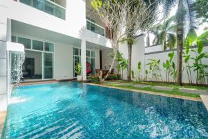 Private villa at Oxygen Bangtao -pool garden BBQ