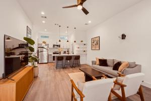 New built home - 5 mins to Houston Downtown