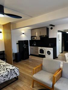 Charmant Studio Neuf, Hypercentre, Parking, Balcon