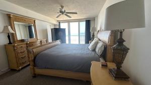 Oceanfront Large Condo in Charming Daytona Beach Shores