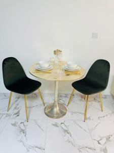 Huge Stunning Studio Private Beach Access