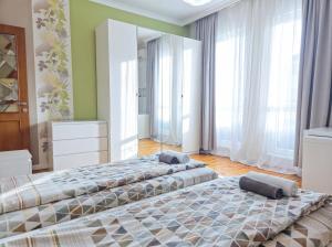 Grand Patriarh near Vitosha Blvd with Parking Nearby