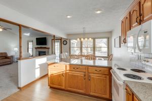 Cozy Liberty Home: Fall Hikes & Winter Fires