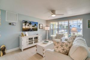 Perfect Coastal Getaway by SeaBreeze Vacation