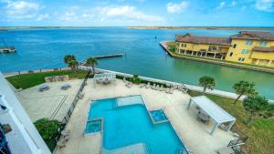 Waterfront Views Balcony Pool Hot Tub Dock Access Harborview Haven by AvantStay