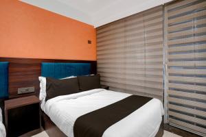 Collection O Santacruz Railway Station Mumbai Formerly Mpg Guest