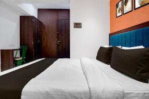 Collection O Santacruz Railway Station Mumbai Formerly Mpg Guest