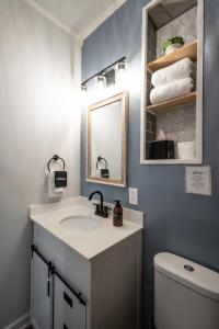 Charming Hideaway 1 BR APT 10 min to UGA