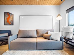 Uprise 3 Bridgewater Lofts