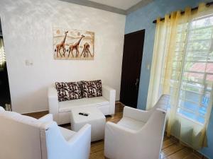 impecable 2 Bedroom Apartment Steps from the Pier