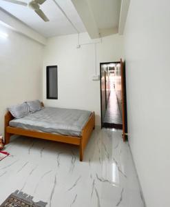 Hotel Madhav bhakta nivas