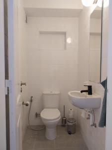 Stylish Cacilhas rooms near the ferry to central Lisbon