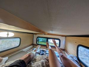 Rent a Blue Classicss Campervan vw t3 amarela - Algarve - Faro - Portugal